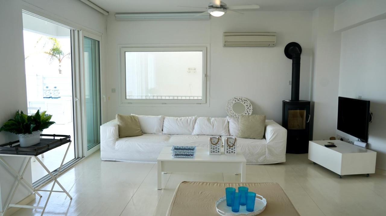 Villa Narcissus 19 Paralimni Exterior foto